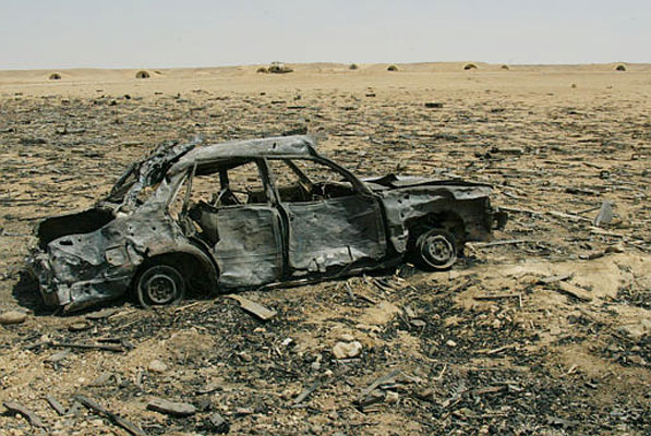 Auto_vecchia_distrutta